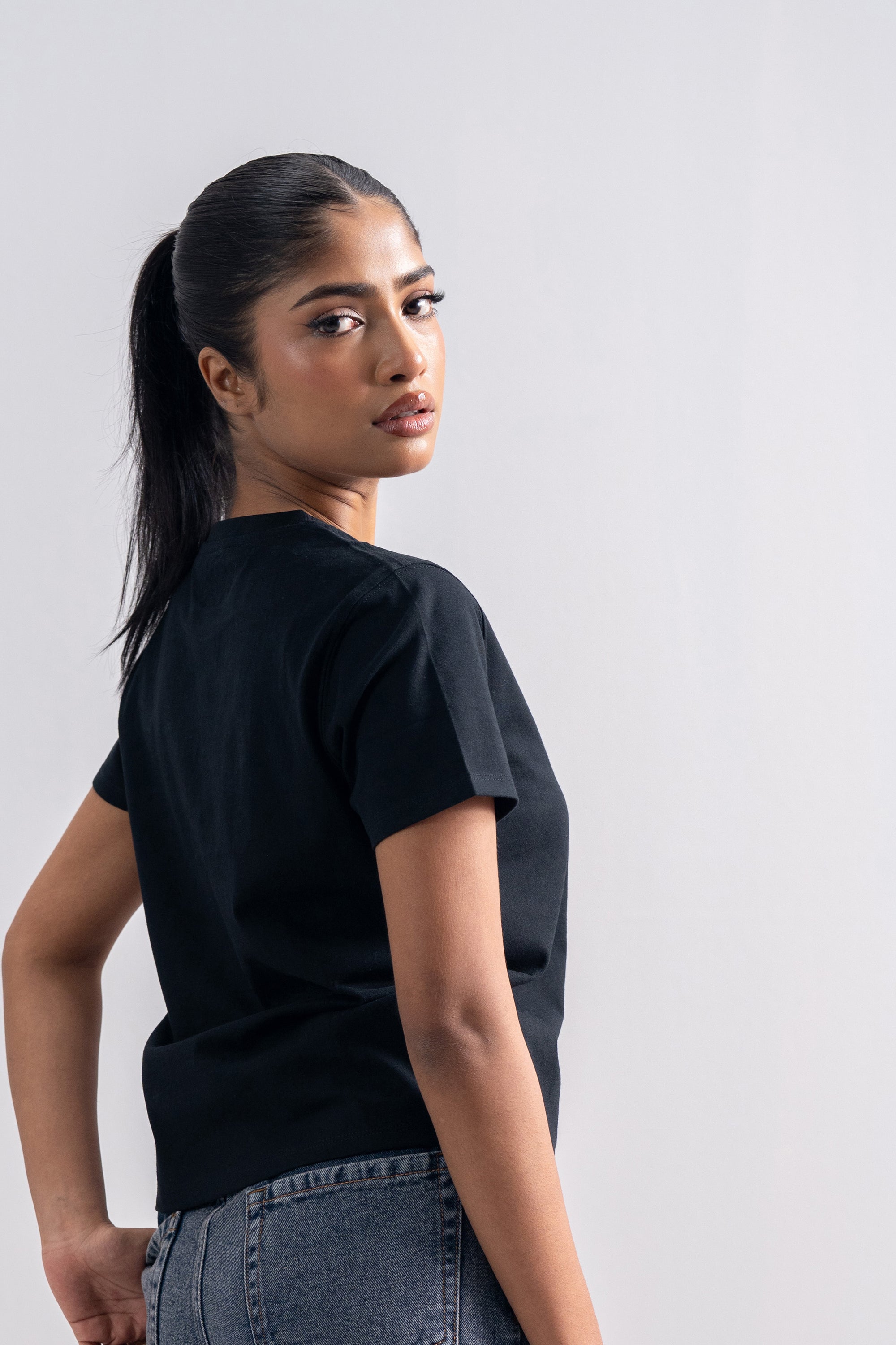 Model is 5'4" and wears size XS