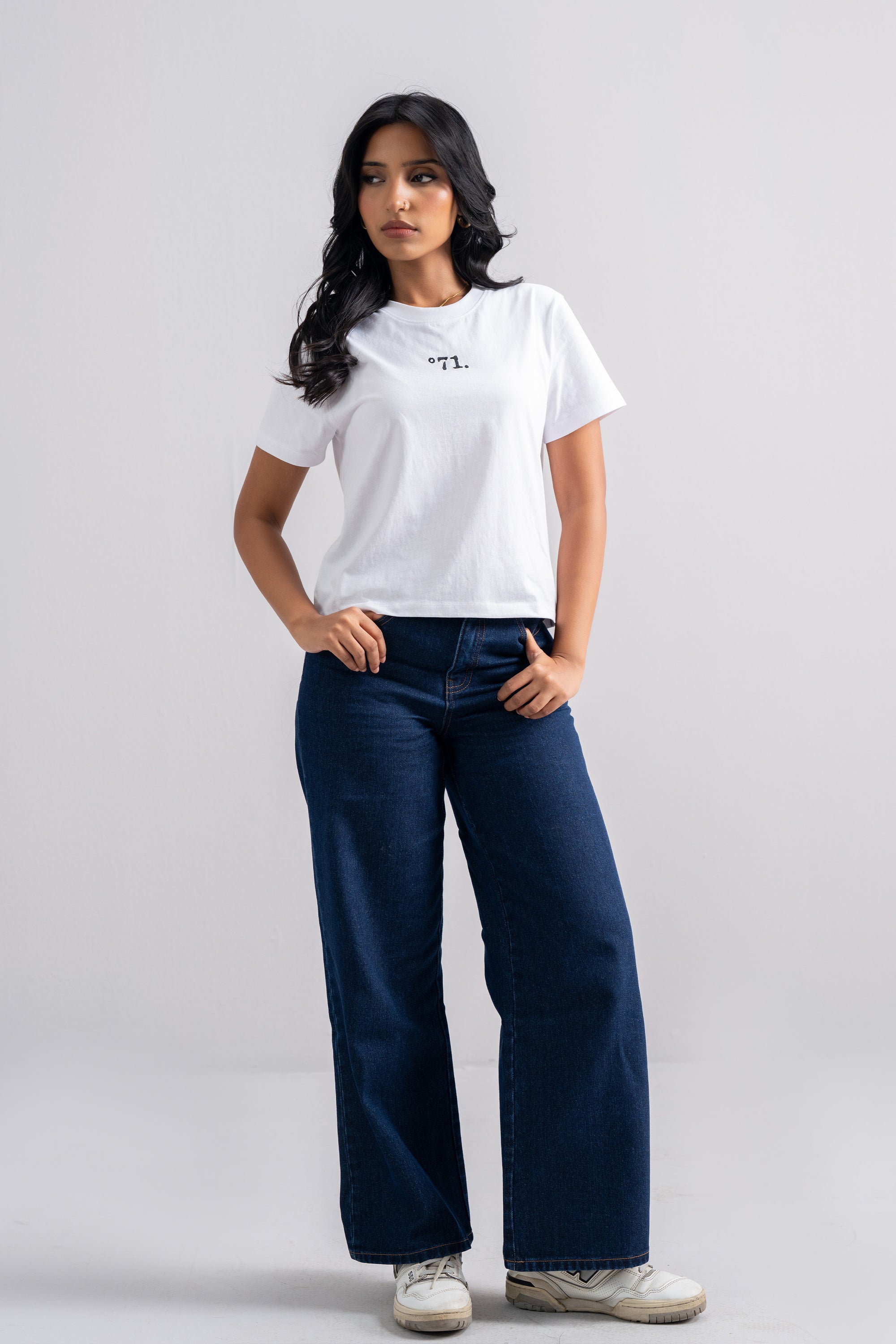 Model is 5'7" and wears size S