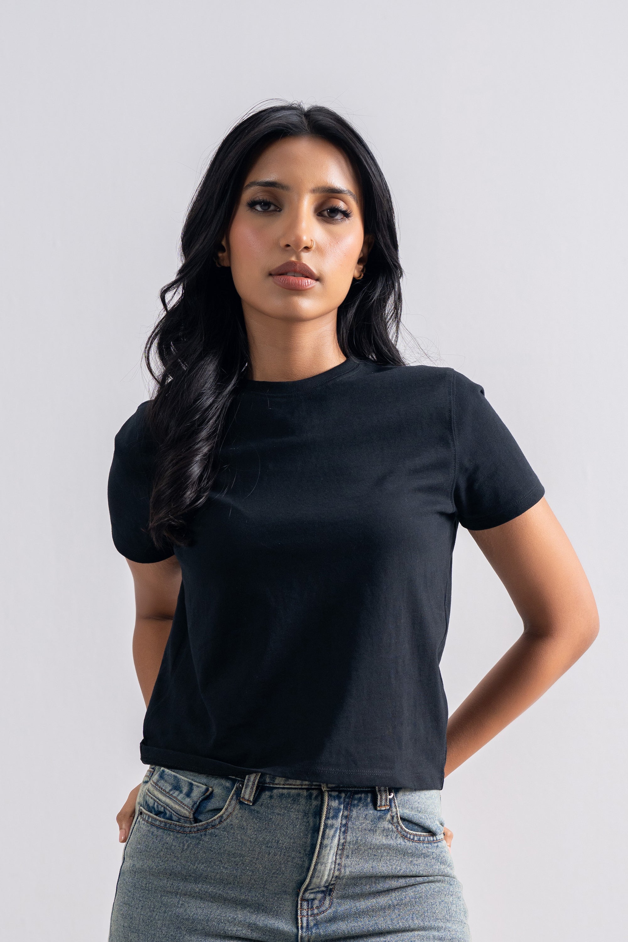 Model is 5'7" and wears size XS