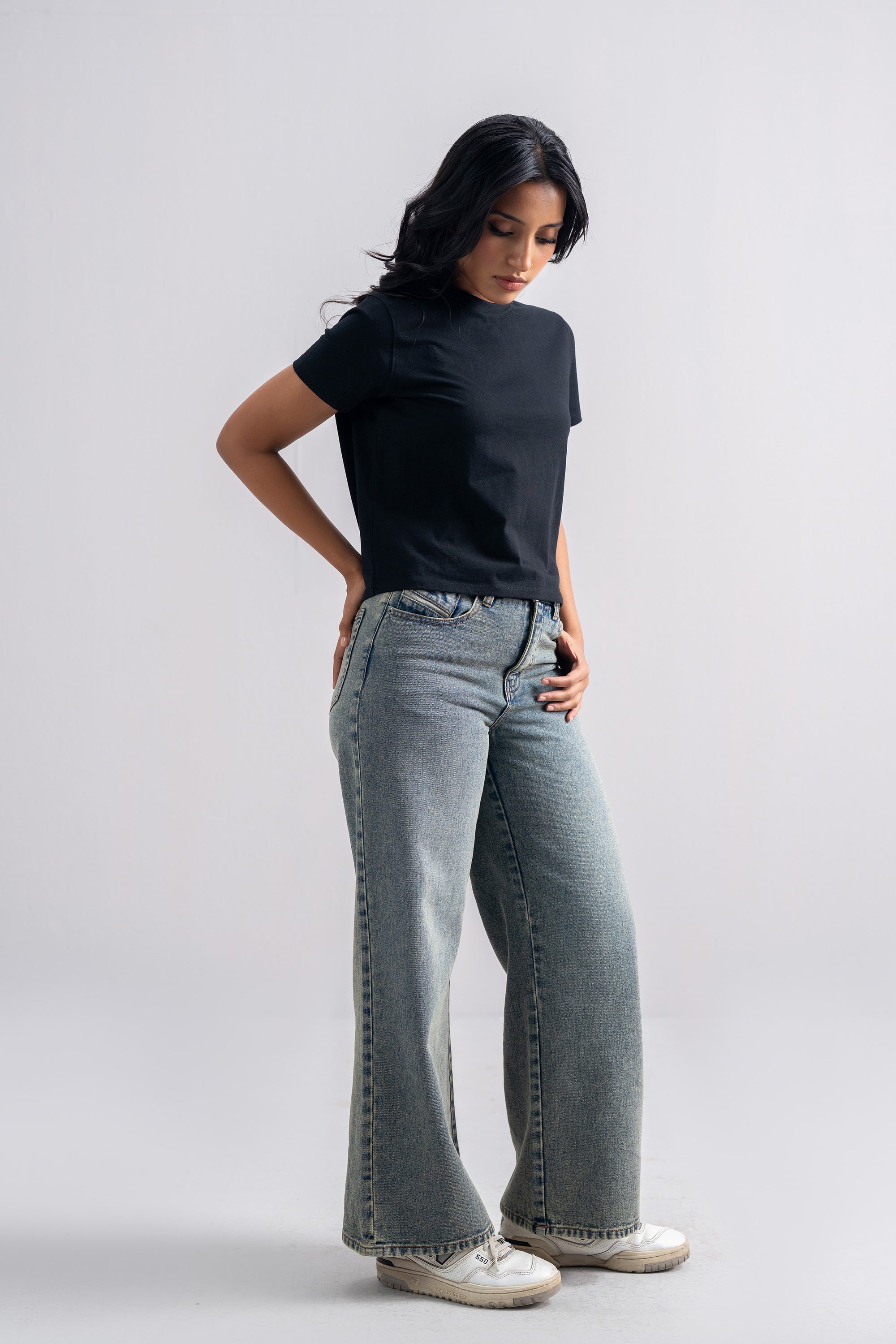 Model is 5'7" and wears size XS