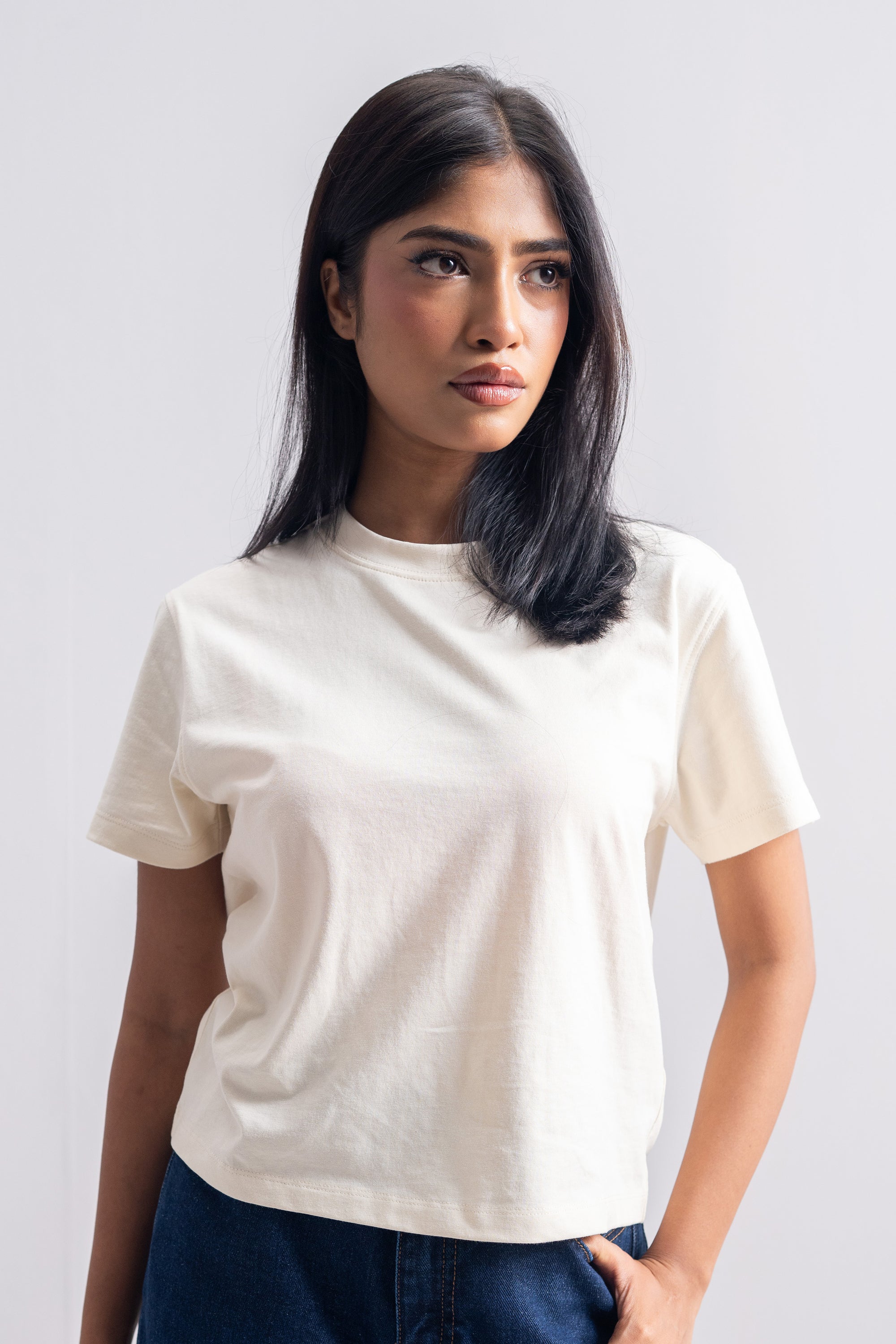 Model is 5'4" and wears size XS